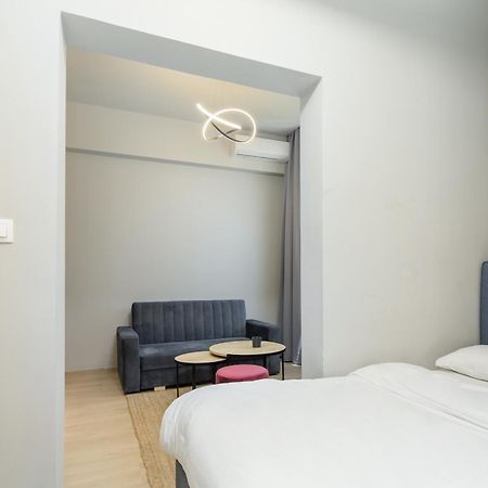 Aura F24 Apartments By Halu! - Vibrant Neighbourhood Salonicco Esterno foto