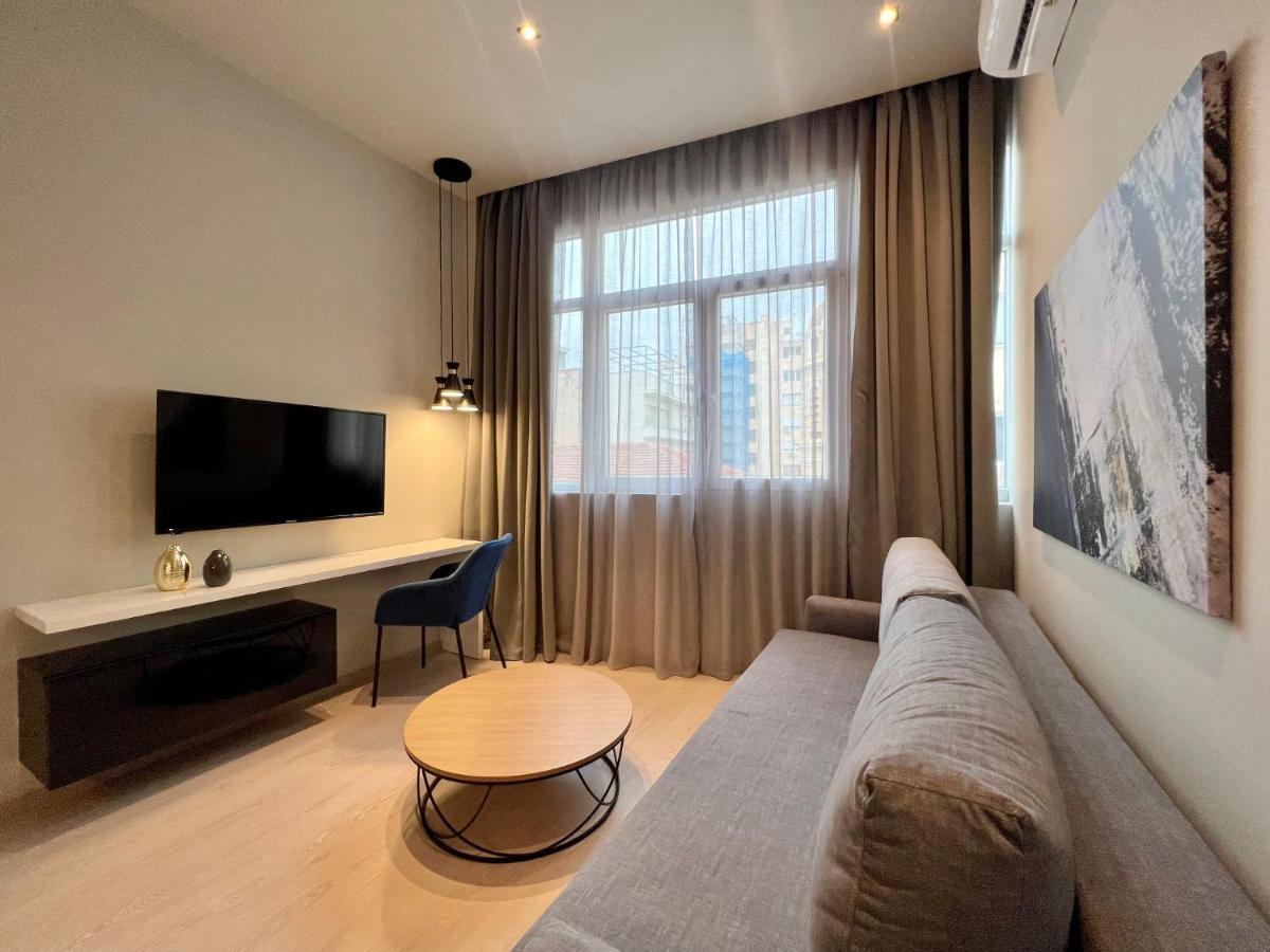 Aura F24 Apartments By Halu! - Vibrant Neighbourhood Salonicco Esterno foto